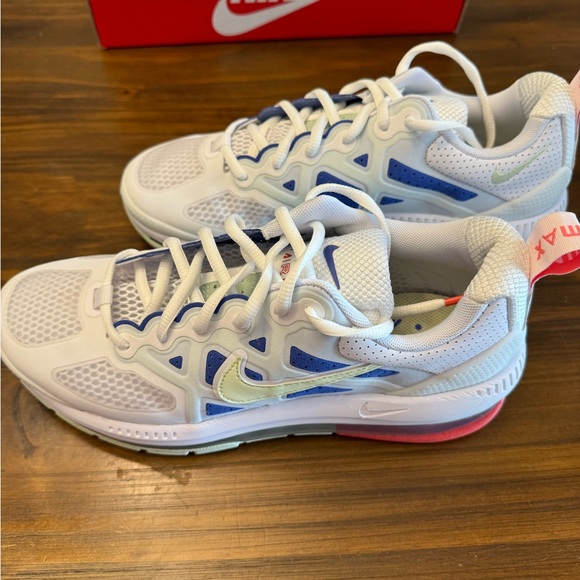 Air Max Genome in White Lime Ice - Picture 6 of 10